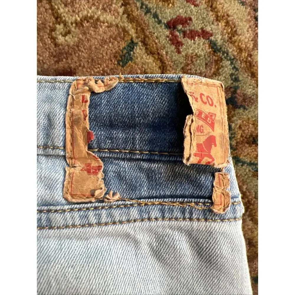 Levi’s 511 Light Wash Straight Leg Blue Jeans Americana Classic Streetwear 38x32